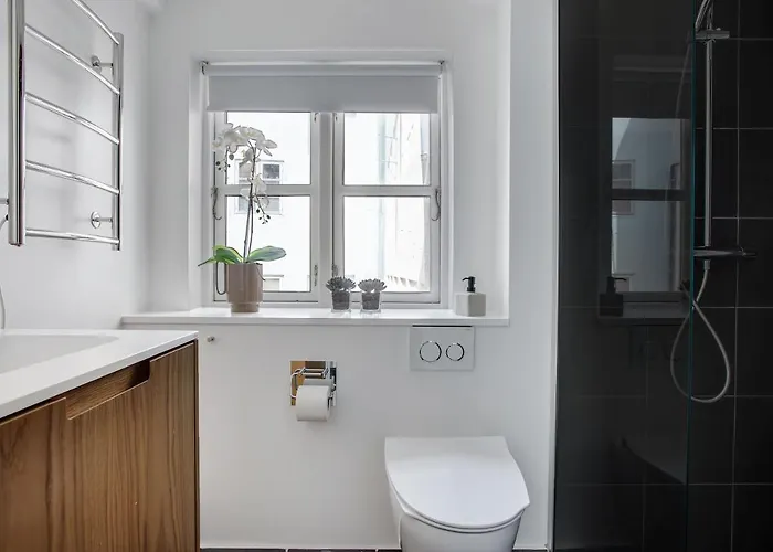 Apartment Regent 1 - Lovely 2-bdr W Terrace