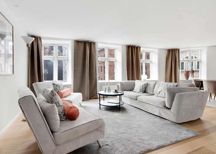 Regent 1 - Lovely 2-bdr W Terrace *