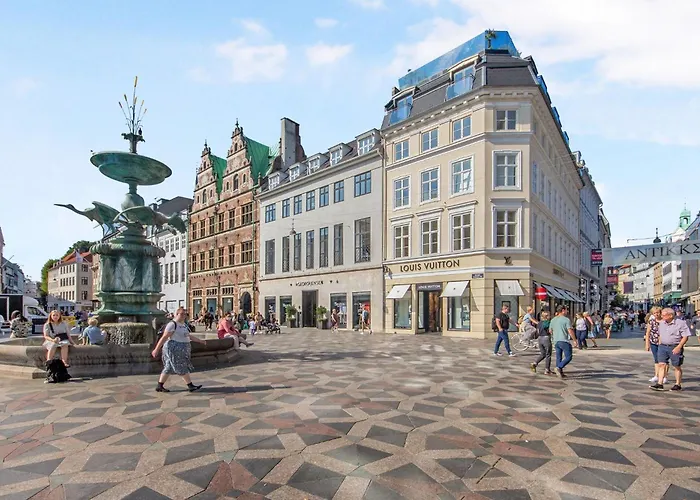 Regent 1 - Lovely 2-bdr W Terrace Apartment Copenhagen